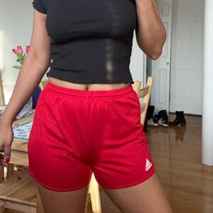Adidas Aeroready red shorts S